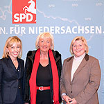 v.l.n.r.: Doris Schröder-Köpf, Renate Schmidt und Cornelia Rundt